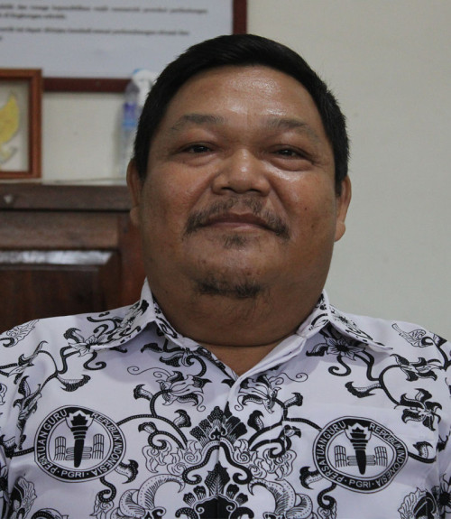 Yohanes Dilo, S.Pd.